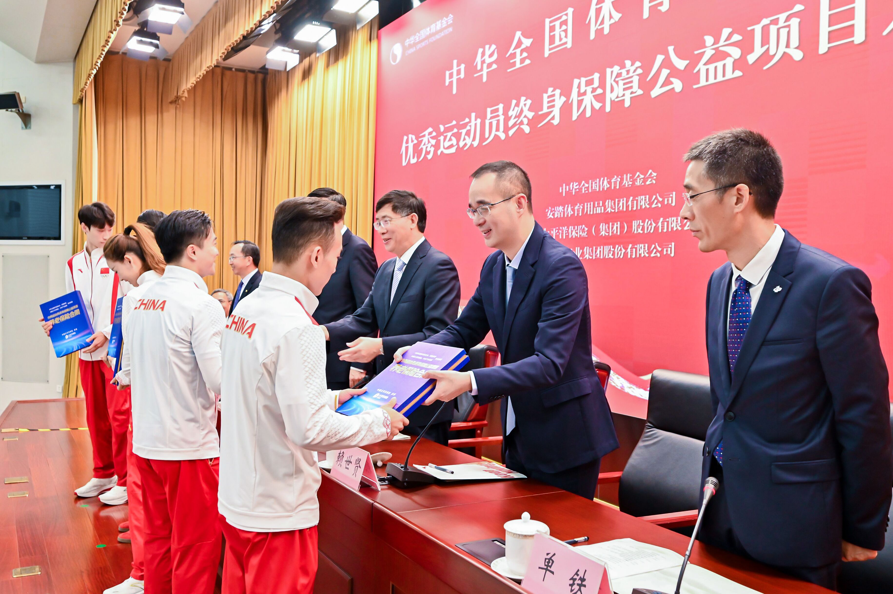 开云网页版-中国青少年篮球发展基金会持续拓展公益项目，激励青少年成长