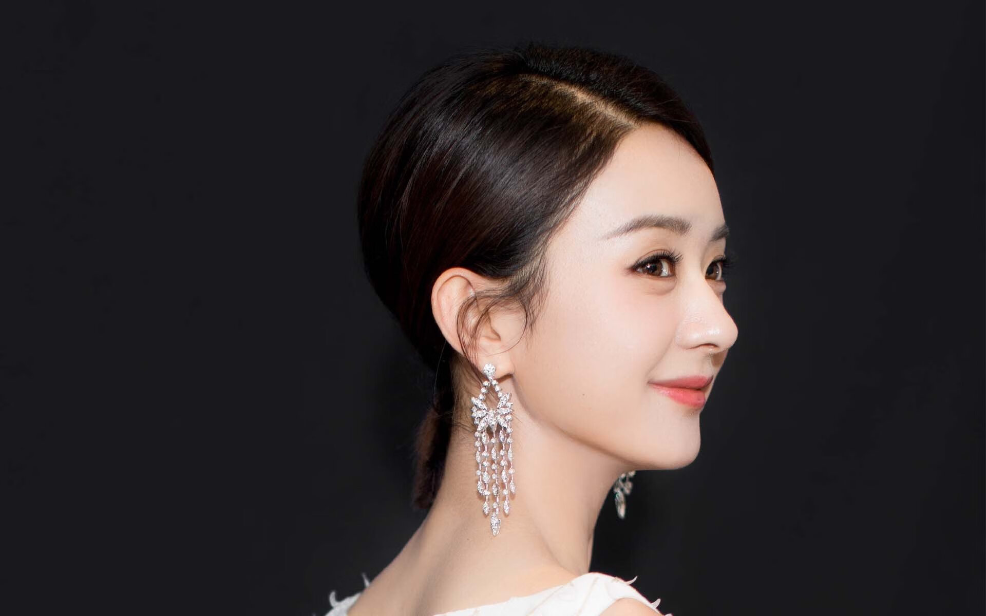 塞维利亚状态火热，冲击欧洲赛事佳绩