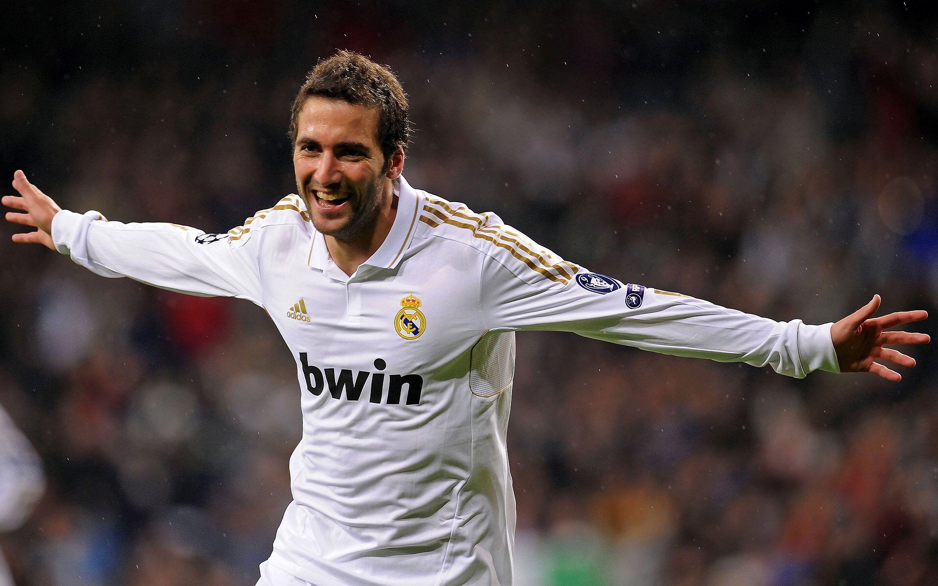 电竞赛事内容创新丰富观众体验，电竞赛事活动环节